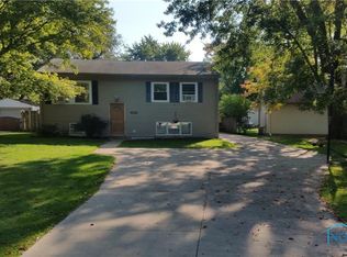 5232 Bentbrook Dr, Sylvania, OH 43560