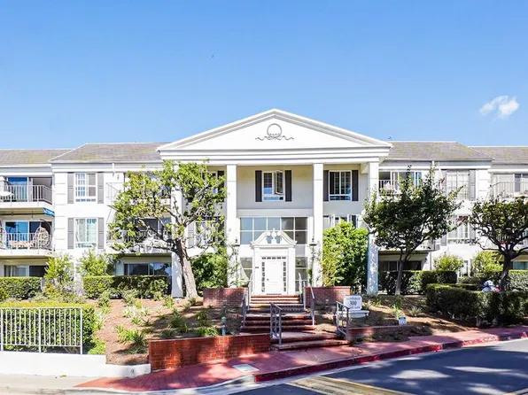 300 Cagney Ln APT 215, Newport Beach, CA 92663
