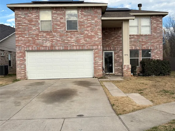 8753 Hunters Point Way, Fort Worth, TX 76123