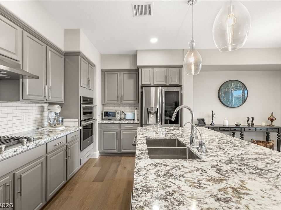 1st image of 2555 Hampton Rd Unit 3108