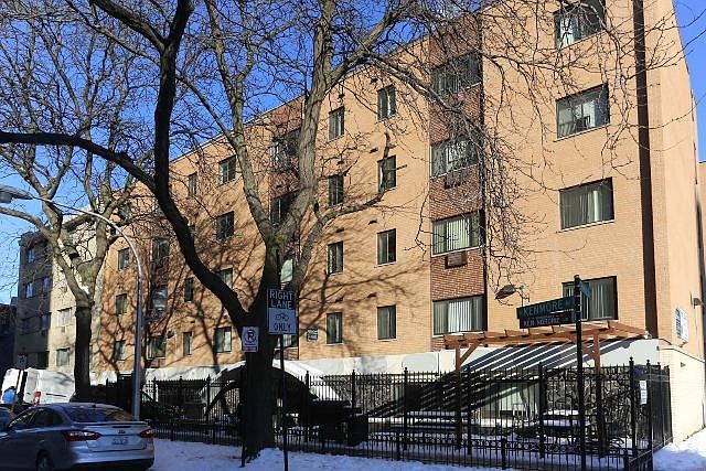 1st image of 6201 N Kenmore Ave #Ng