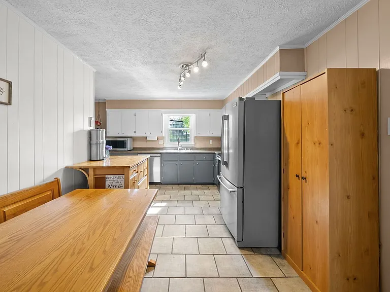 3611 Bahama Dr — Photo 11