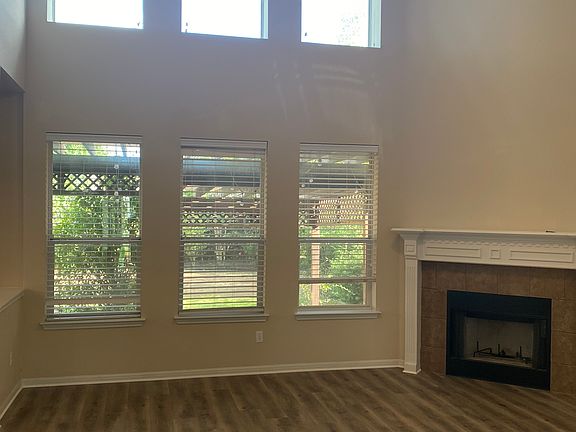 5th image of 9812 Morgan Creek Dr