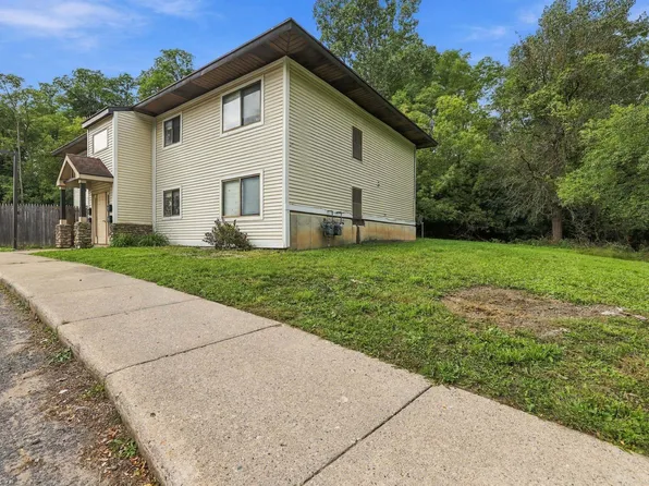 808 Carrier Creek Blvd NE #808, Grand Rapids, MI 49503