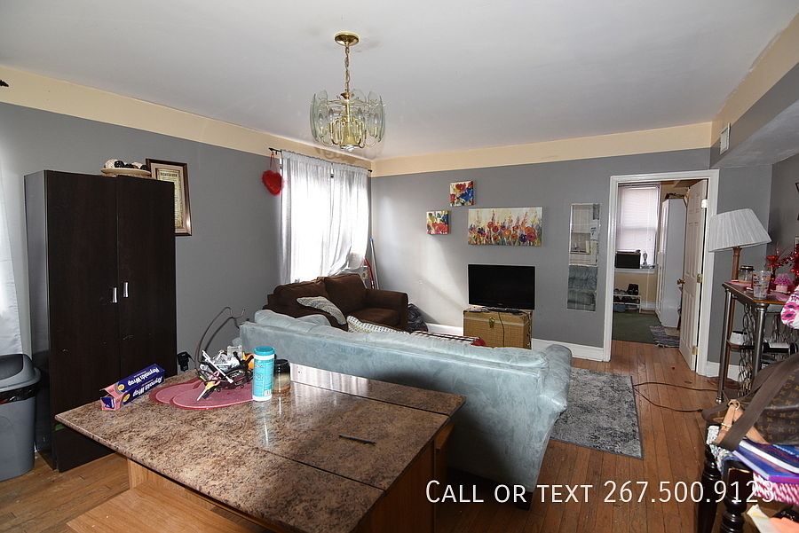 1st image of 254-56 South St #2