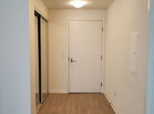 8 Widmer St #802-C01, Toronto, ON M5V 0W6