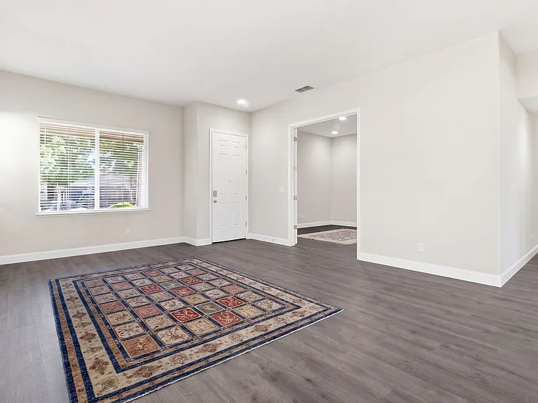1067 Somersby Way — Photo 8