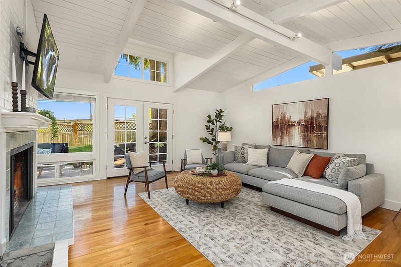5th image of 11059 SE 31st Street