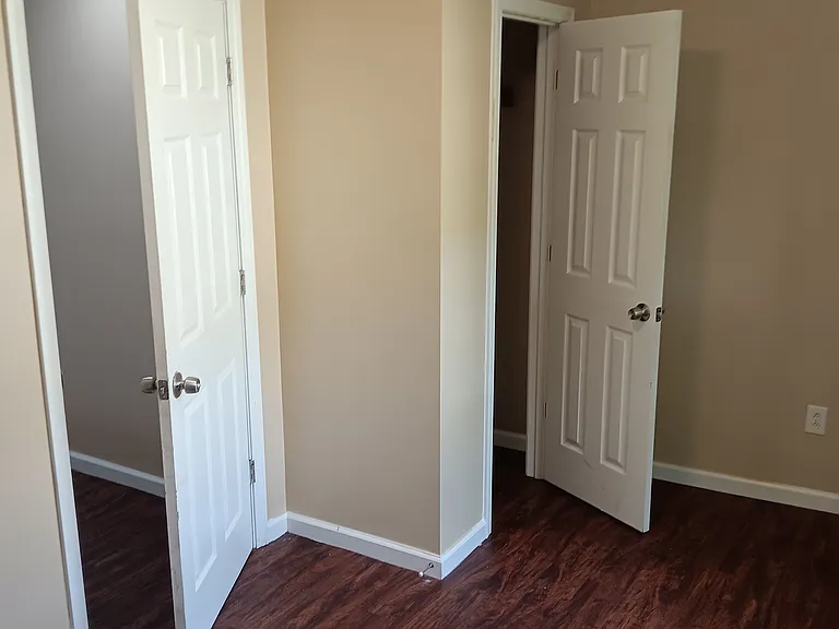 638 Hertel Ave #3A — Photo 12