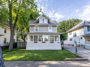 1014 E Olive St, Bloomington, IL 61701