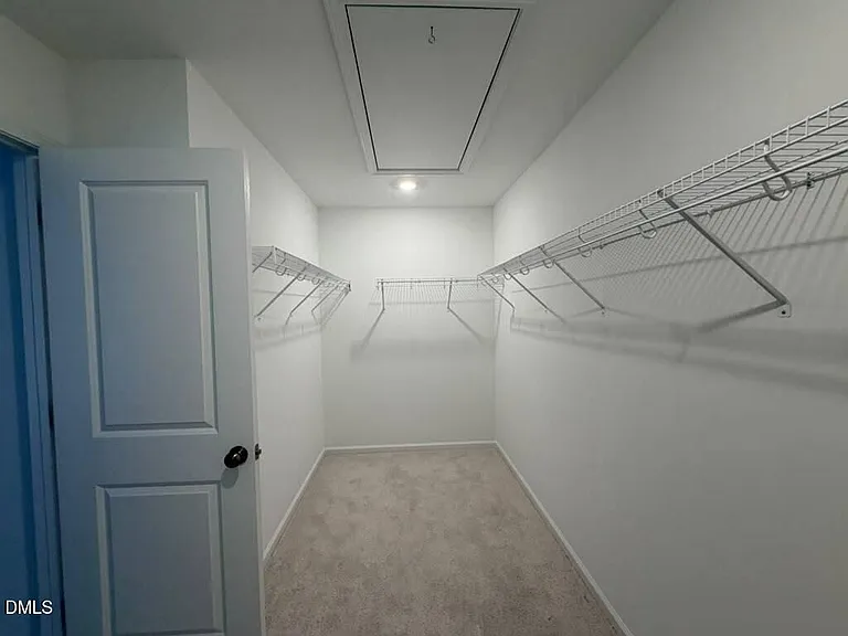 228 Deercroft Dr — Photo 16