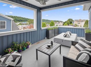 901A Spring Mill Ave, Conshohocken, PA 19428