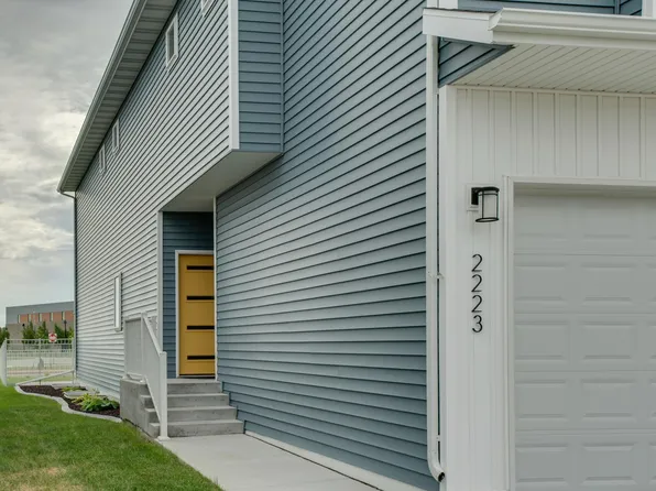 2223 10th Ct W, West Fargo, ND 58078