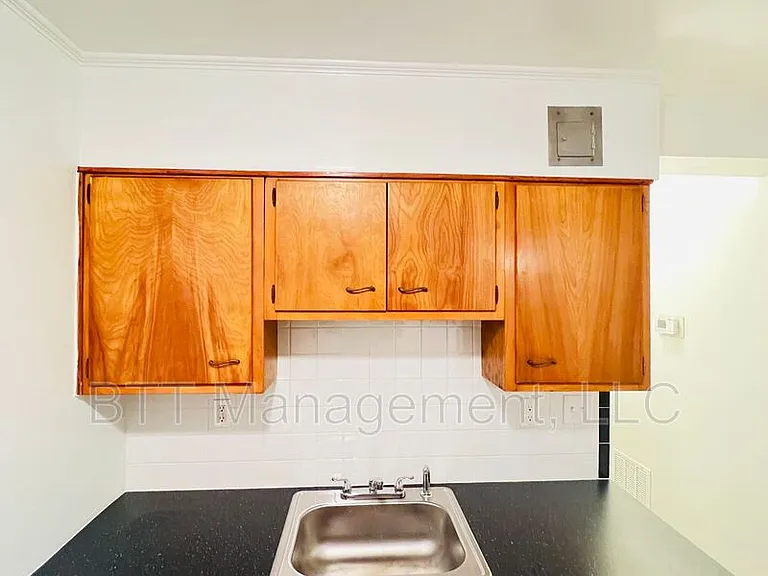 8717 Plymouth St #4 — Photo 2