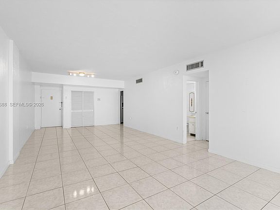 3rd image of 5001 Collins Ave APT 5E