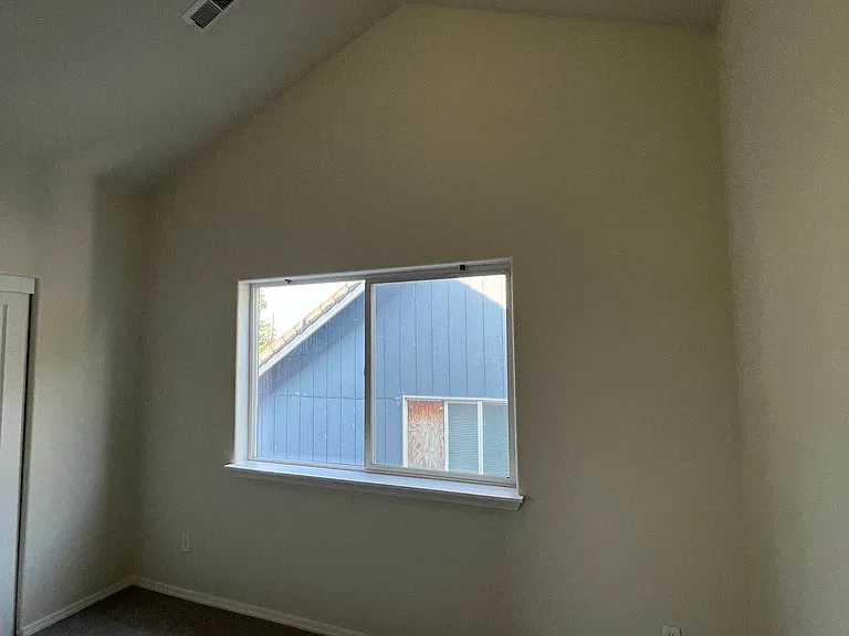 4774 SE Paladin Ln — Photo 4