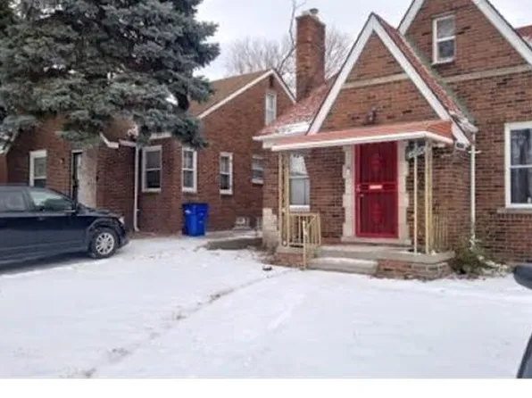 17390 Albion St, Detroit, MI 48234