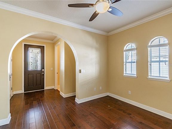 4th image of 509 S Melville Ave APT 2