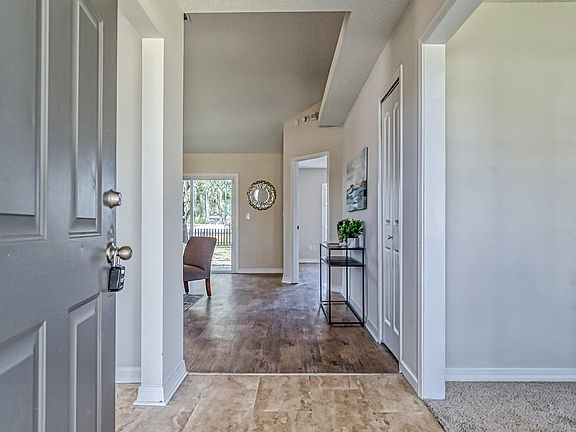 5th image of 2244 Alderney Ct