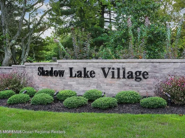 29 Dickinson Court, Red Bank, NJ 07701