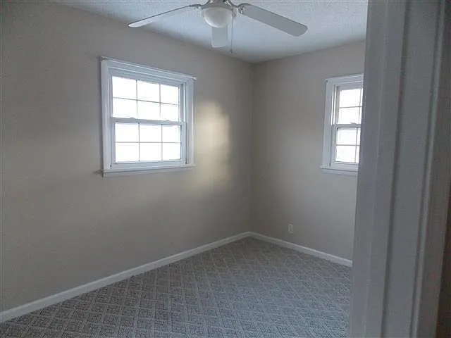 2 bed, 999 sqft, $1,100 — Photo 4