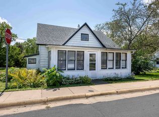 1615 Birch St, Hazel Green, WI 53811
