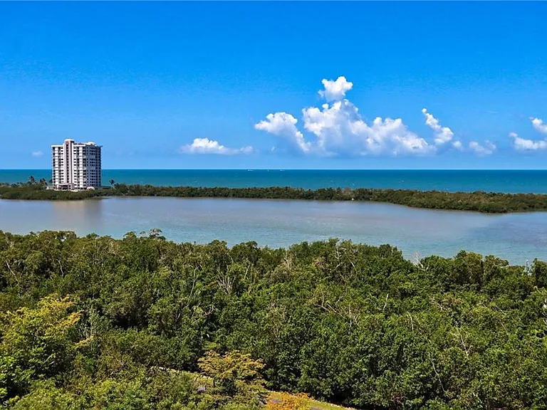 5550 Heron Point Dr #902 — Photo 23