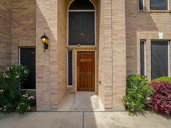 5th image of 6002 Pine Lakes Dr