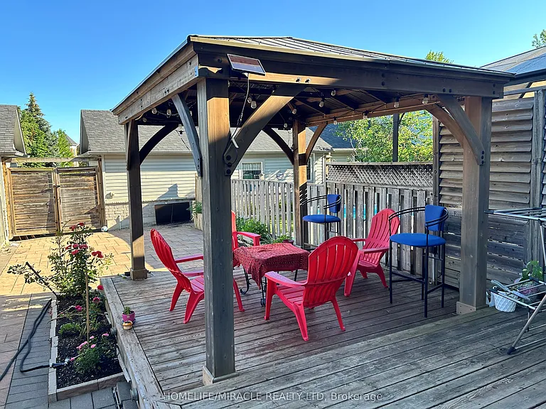 83 Cornell Park Ave — Photo 13