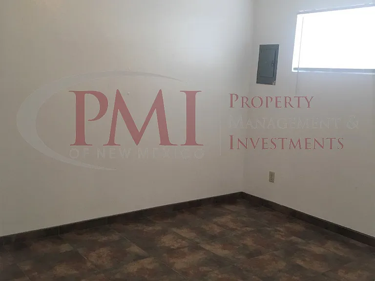 1007 Montana Avenue Apt. A — Photo 12
