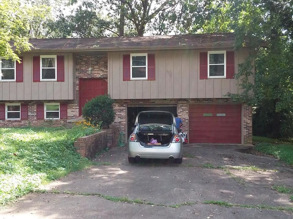 2nd image of 914 Spurling Dr