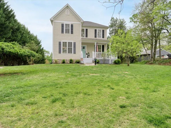 3810 Keagy Rd SW, Roanoke, VA 24018