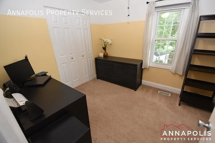 449 Alfreton Ct — Photo 23