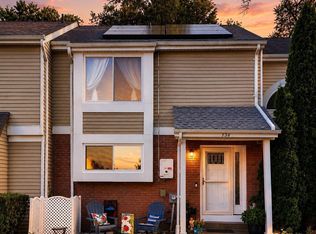 138 Stratford Ct, Hillsborough, NJ 08844