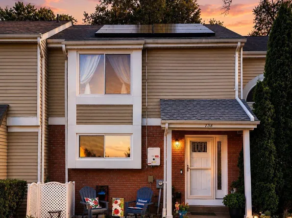 138 Stratford Ct, Hillsborough, NJ 08844