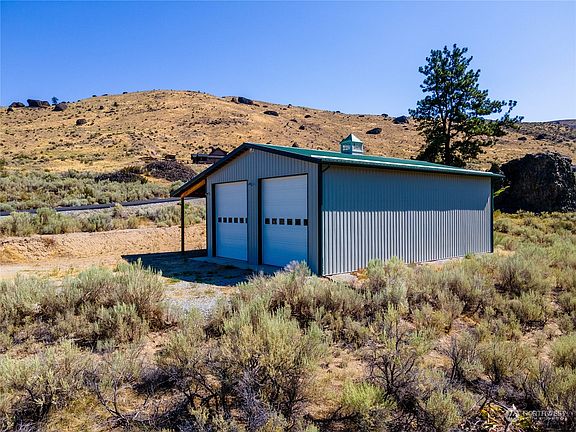 2nd image of 63 Corral Creek Drive