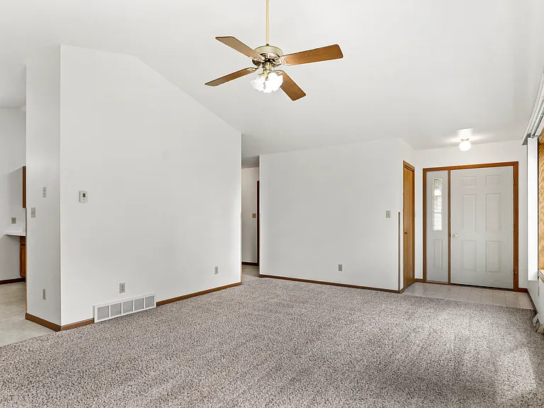 987 3rd St #987 — Photo 14