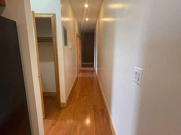 4th image of 2 Saint Nicholas Pl APT 61
