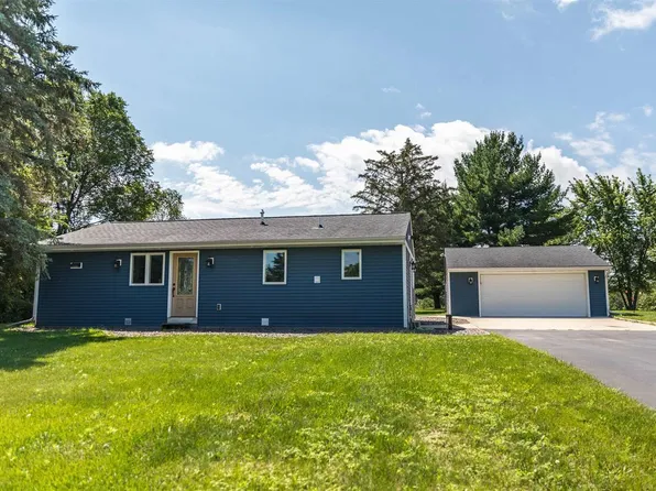 315 Fish Lane, Oxford, WI 53952
