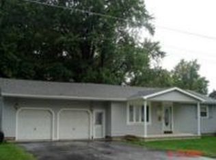402 E 5th St, Fairmount, IN 46928