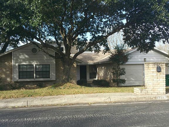 2nd image of 19923 Park Bluff St