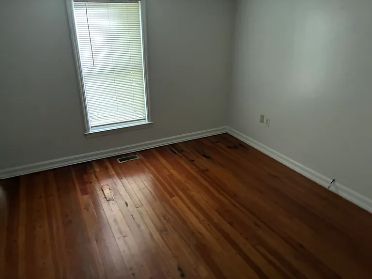 83 Circle Dr — Photo 7