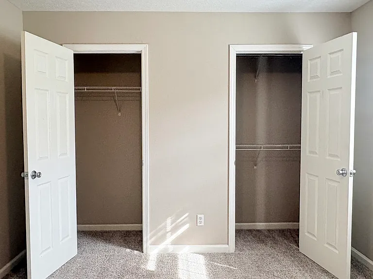 121 Hillridge Ct #C — Photo 7