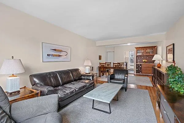 Sold by Argo Residential | media 33