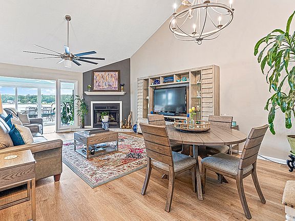 4th image of 310C Driftwood Dr