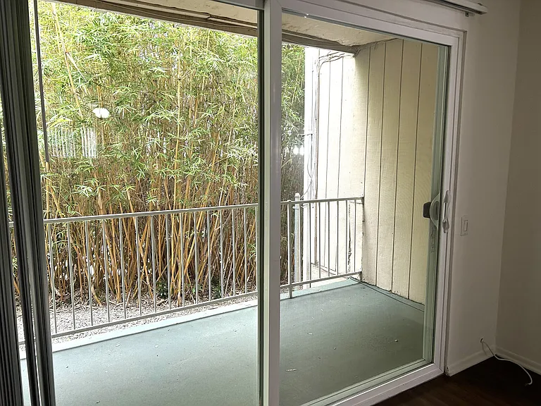 714 Veteran Ave — Photo 10