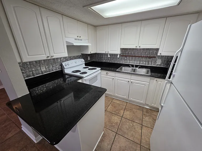 317 Hayden Rd #10 — Photo 19