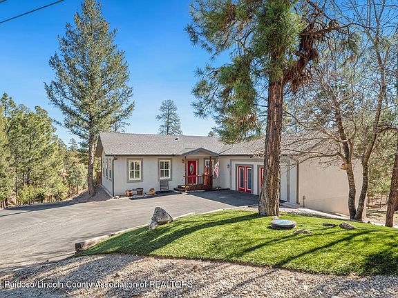 2nd image of 102 Modoc Pl