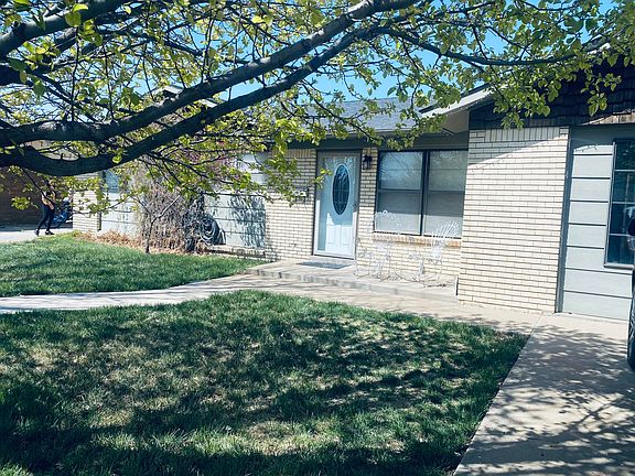 4th image of 509 Pecan Ave