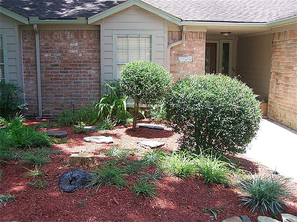 1st image of 11614 Stillwater Dr